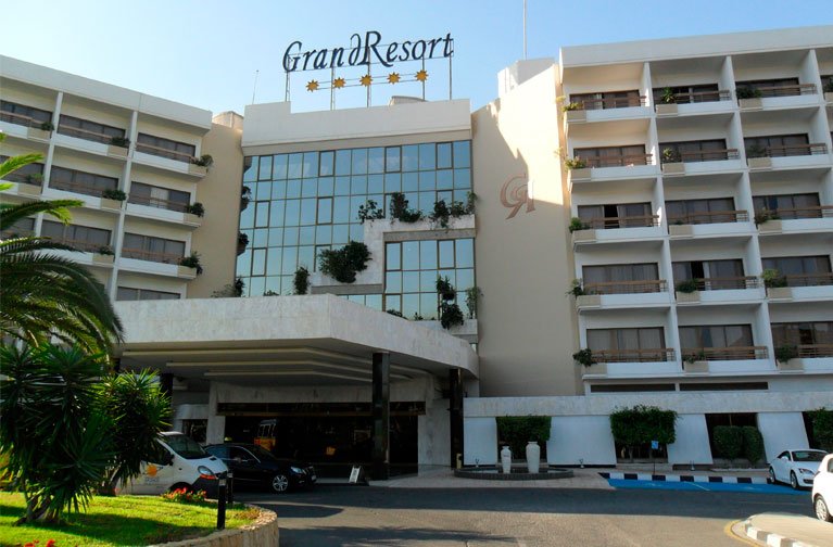 Grand Resort