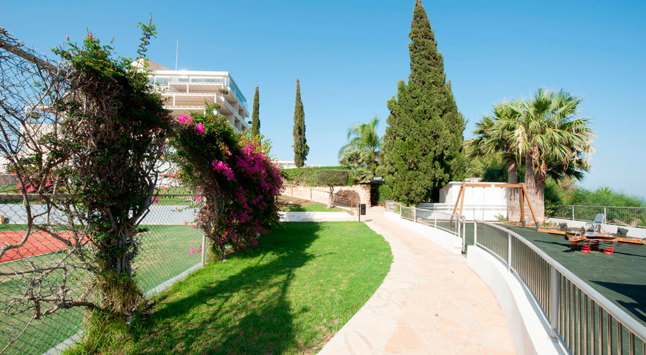 Grecian Park Hotel